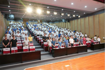 傳承革命先烈精神，雙促雙融助力發(fā)展——山河智能、市疾控中心聯(lián)合開展主題黨日活動(dòng)