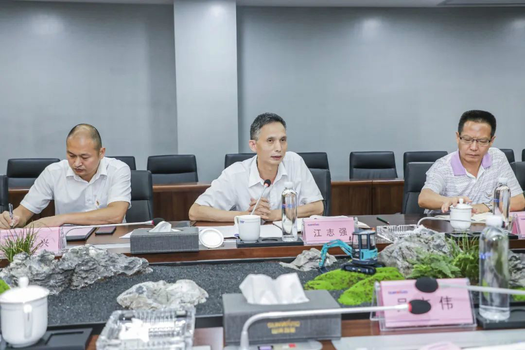 廣州工控黨建聯(lián)盟聯(lián)絡(luò)員一行到山河智能開展工作對(duì)接