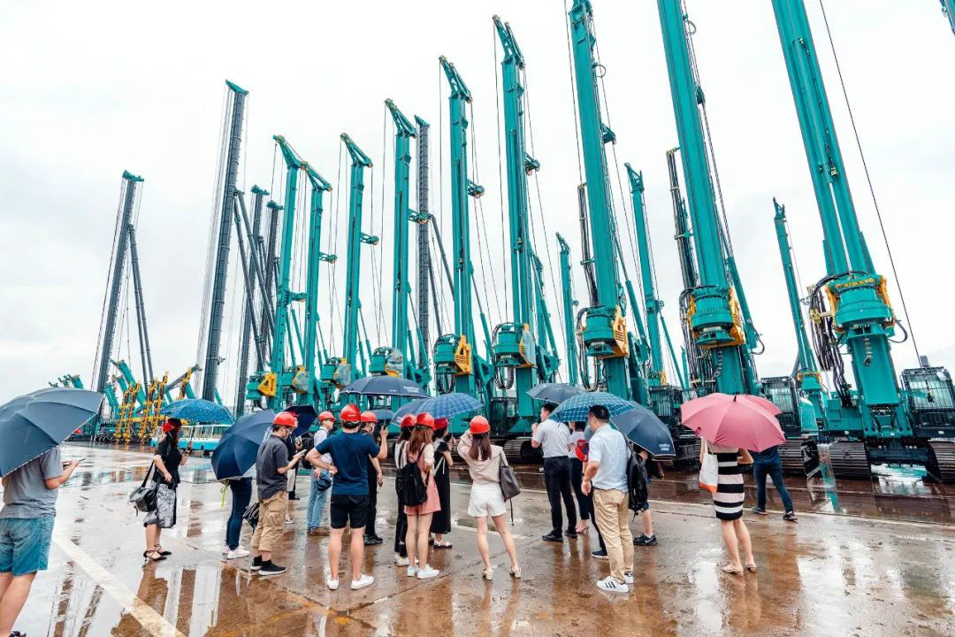 山河智能數(shù)字化出海升級暨聯(lián)合阿里巴巴國際站線上直播活動圓滿進(jìn)行