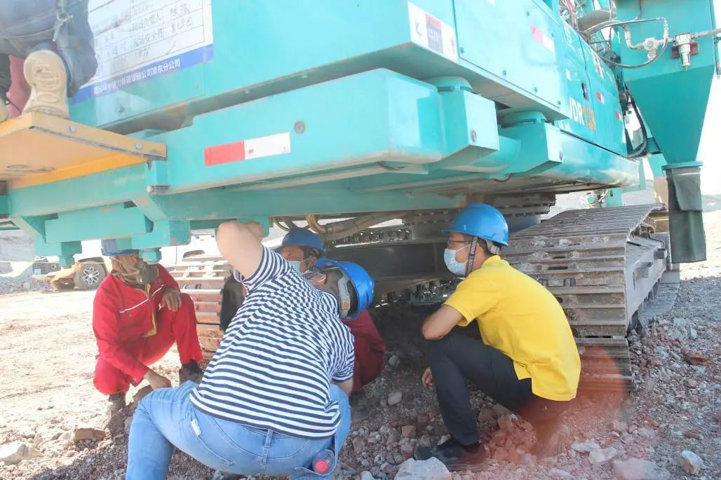 晚上八九點鐘的太陽——山河智能服務萬里行新疆紀實