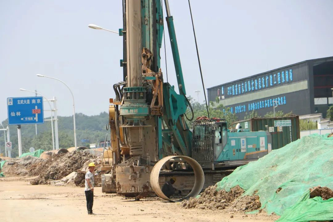 強(qiáng)悍表現(xiàn)贏青睞！山河智能360H旋挖鉆助力南京312國道改擴(kuò)建