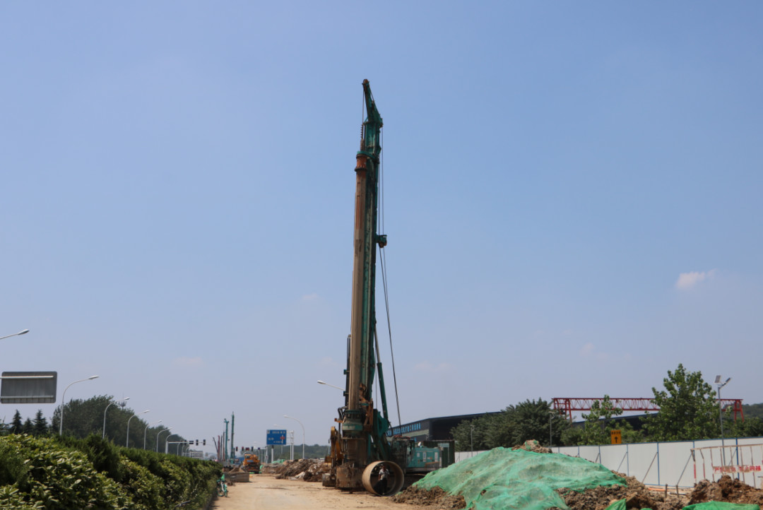 強(qiáng)悍表現(xiàn)贏青睞！山河智能360H旋挖鉆助力南京312國道改擴(kuò)建