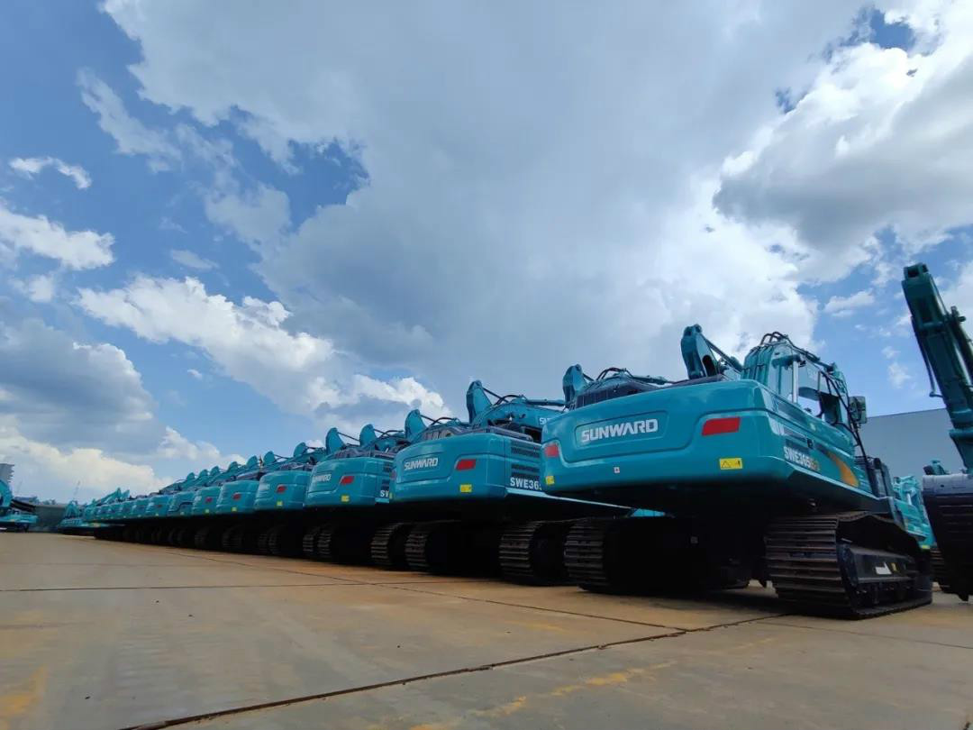 以先導(dǎo)式創(chuàng)新實(shí)現(xiàn)挖掘機(jī)從無到有，從小到大，從大到強(qiáng)！