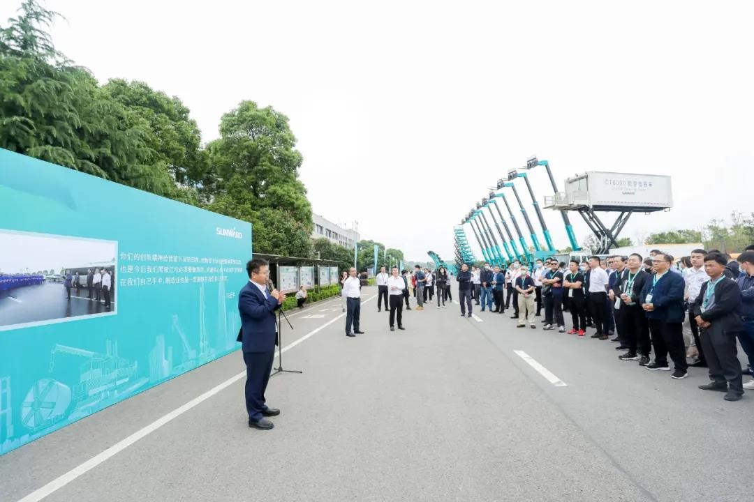 “爆品”出擊！山河智能客戶交流會(huì)簽約超8億元