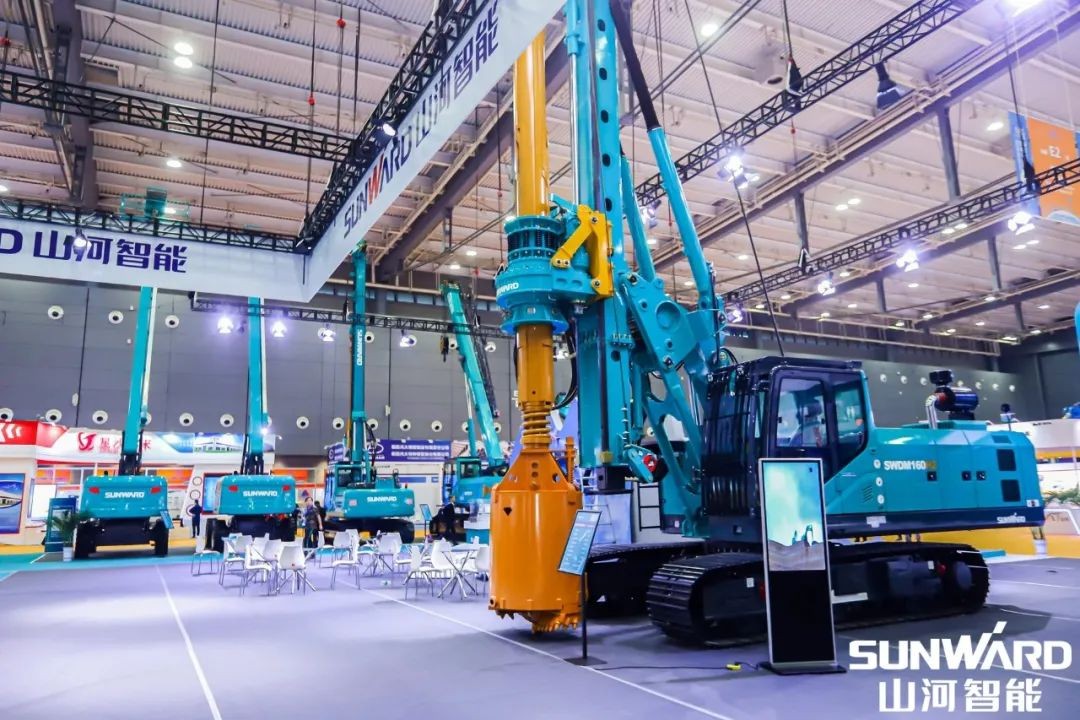 “山河綠”亮相長沙國際工程機械展，50余款產(chǎn)品盡顯山河智能創(chuàng)新實力