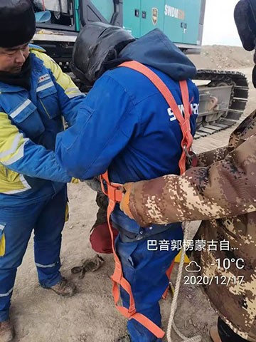 山河旋挖鉆機(jī)在“死亡之?！弊V寫新篇章