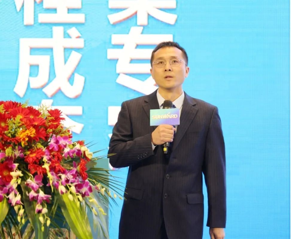 現(xiàn)場(chǎng)簽約超5億 山河智能2021全國(guó)客戶(hù)交流會(huì)（杭州站）敲響行業(yè)首季強(qiáng)音