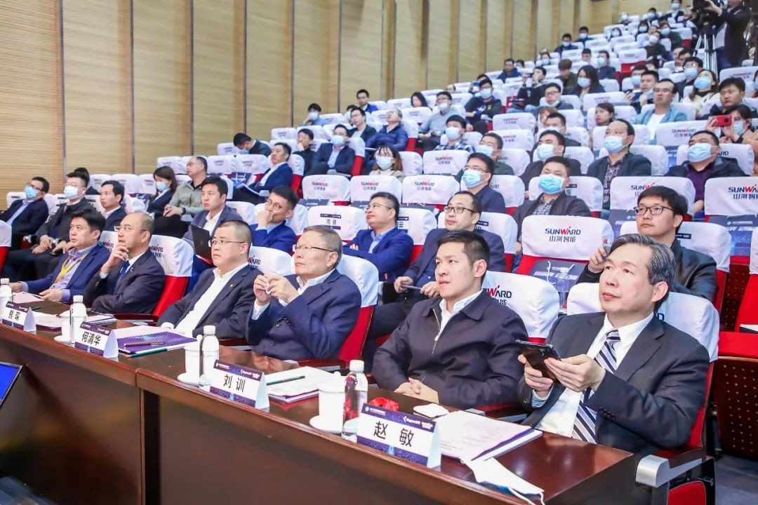 信息技術(shù)與制造業(yè)如何深度融合發(fā)展？行業(yè)大咖云集山河現(xiàn)場論道