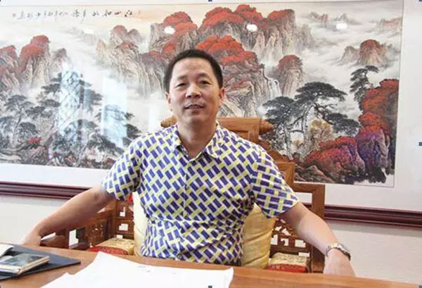 一路相隨，山河智能伴他功成名就