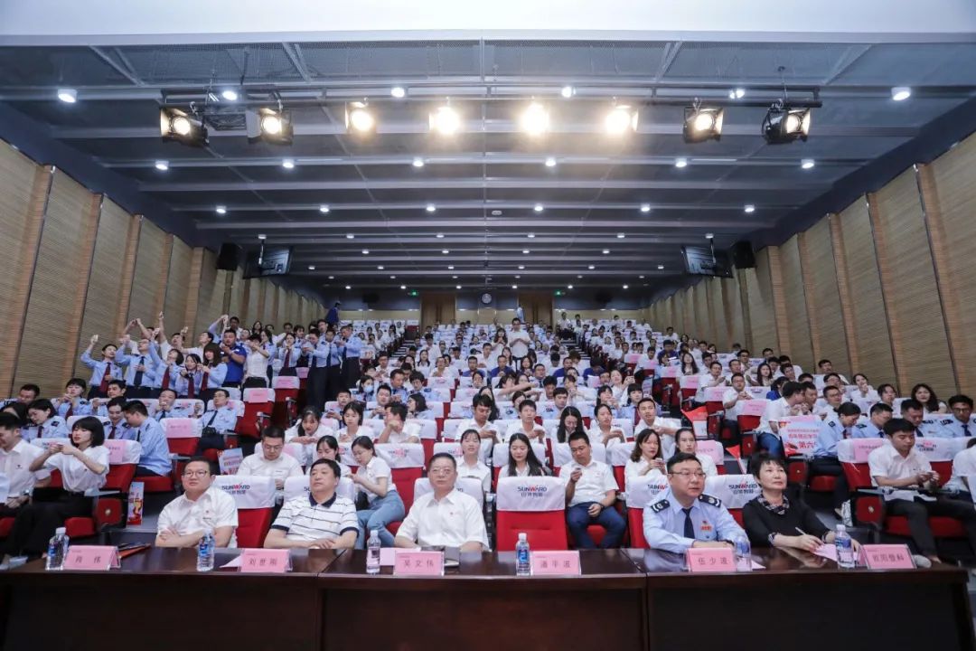 以賽促學(xué)，以學(xué)促行 | 稅企攜手舉辦“一站到底”黨史知識(shí)競(jìng)賽