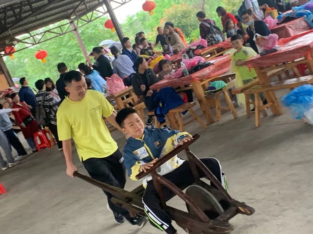 童年不同Young，稻花香里親子歡——山河智能組織開展六一親子活動