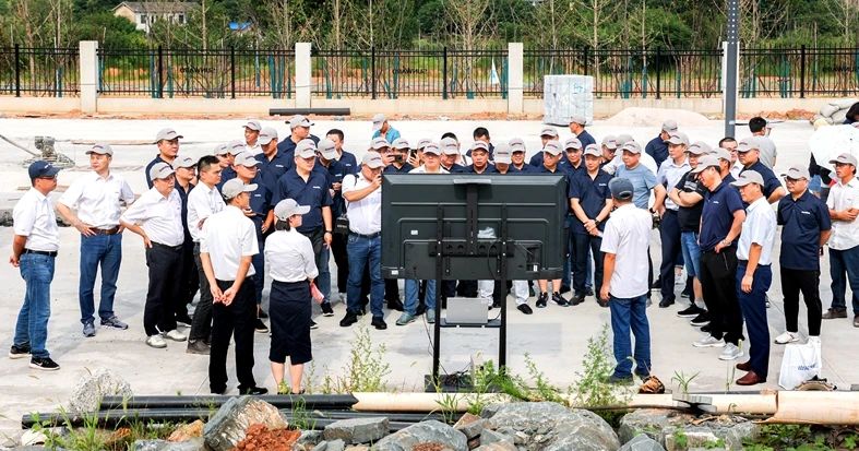 再升級(jí)！山河智能“礦山猛士”極限破碎現(xiàn)場(chǎng)直擊