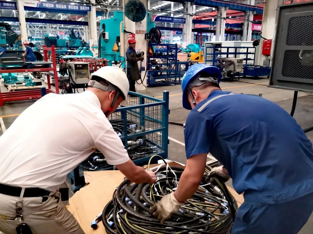 圖集 | 戰(zhàn)高溫！致敬堅(jiān)守一線的他們