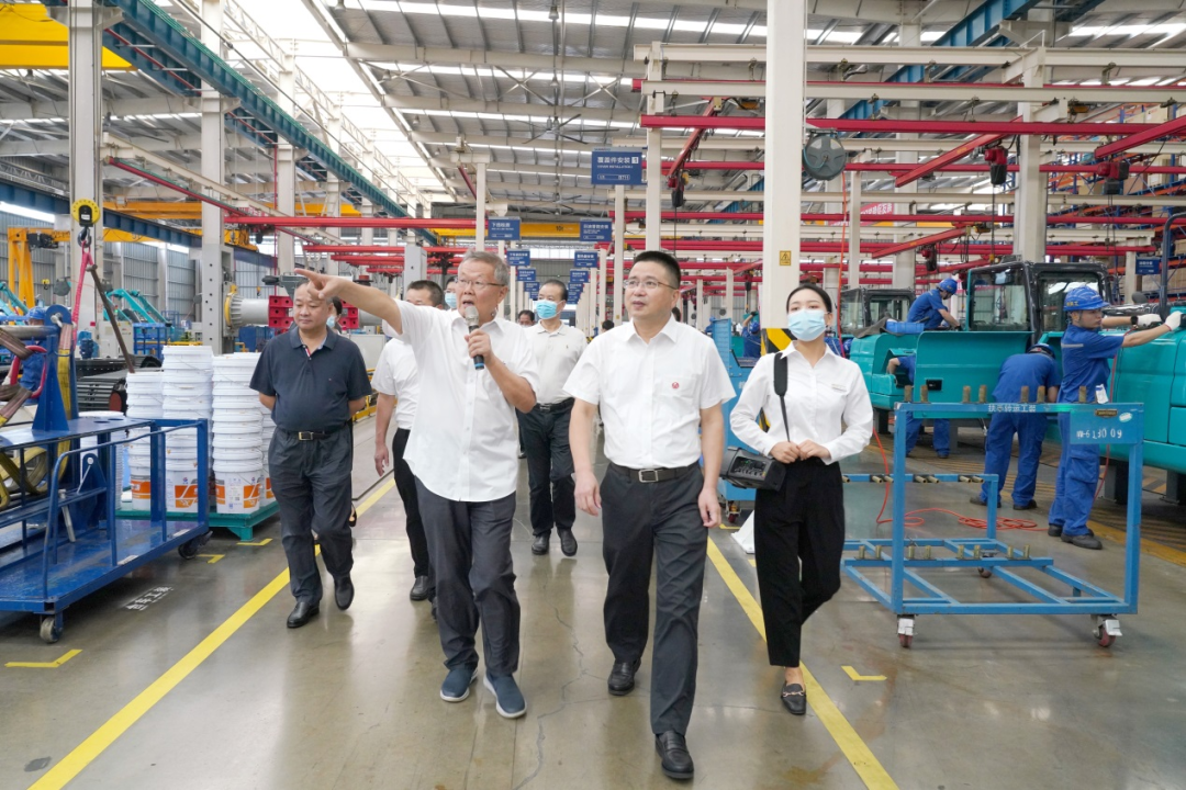 長(zhǎng)沙市委常委、市紀(jì)委書記胡衛(wèi)兵考察調(diào)研山河智能