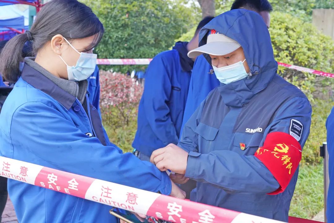 采樣完成率近100%！山河智能第一時間開展全員核酸檢測，保障安全生產(chǎn)