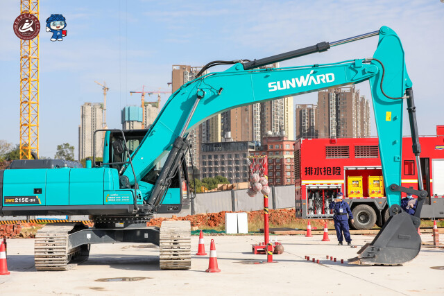 救援大比拼！山河智能應急救援隊出戰(zhàn)湖南省第三屆應急救援技能競賽