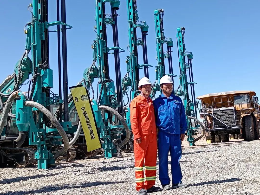 疫情當下，逆行非洲——山河智能鑿巖設(shè)備團隊海外服務(wù)紀實