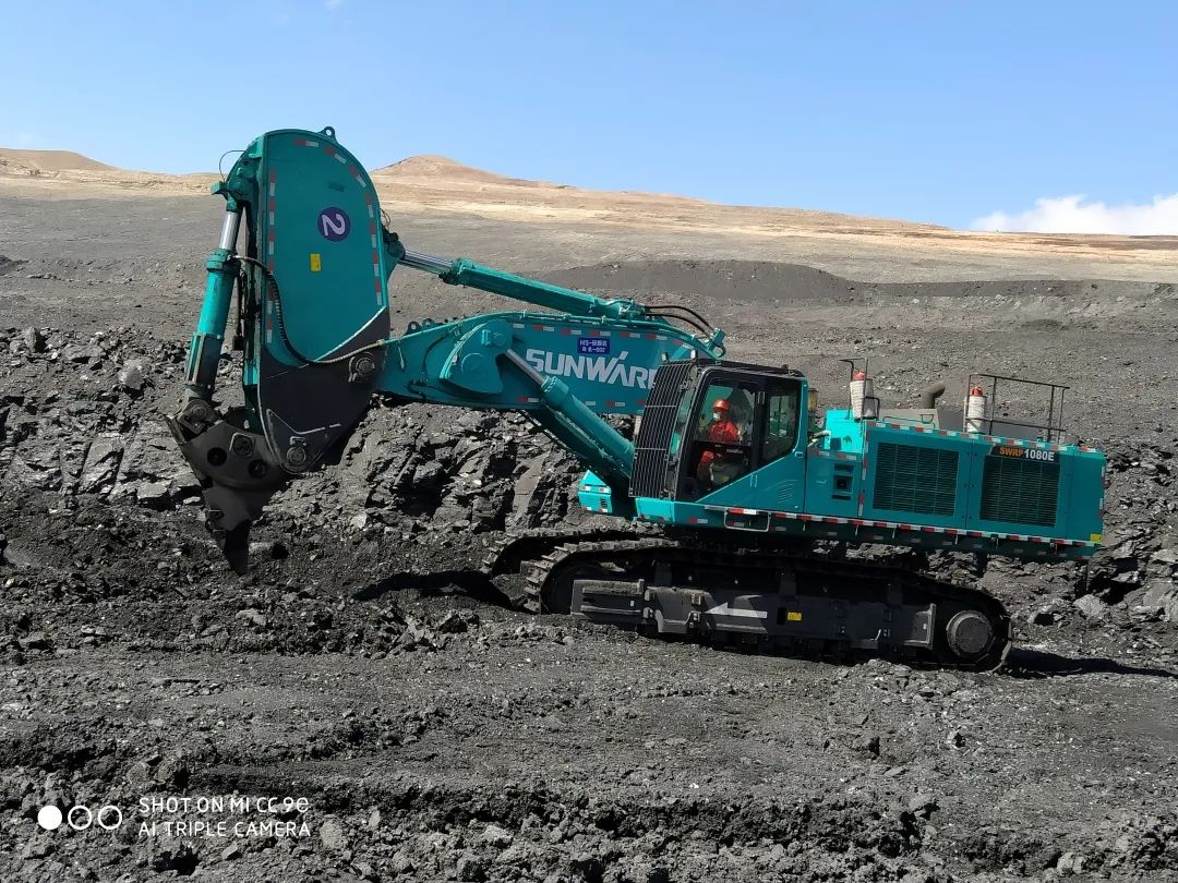 你好 2022！再見 2021！我與山河智能共成長