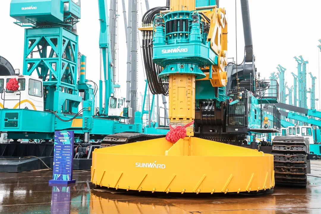 鉆孔直徑7米、鉆孔深度170米！世界最大旋挖鉆機成功下線