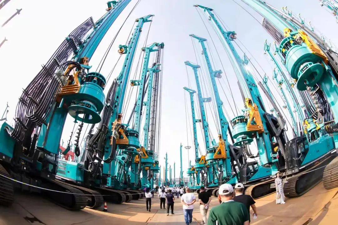 鉆孔直徑7米、鉆孔深度170米！世界最大旋挖鉆機成功下線