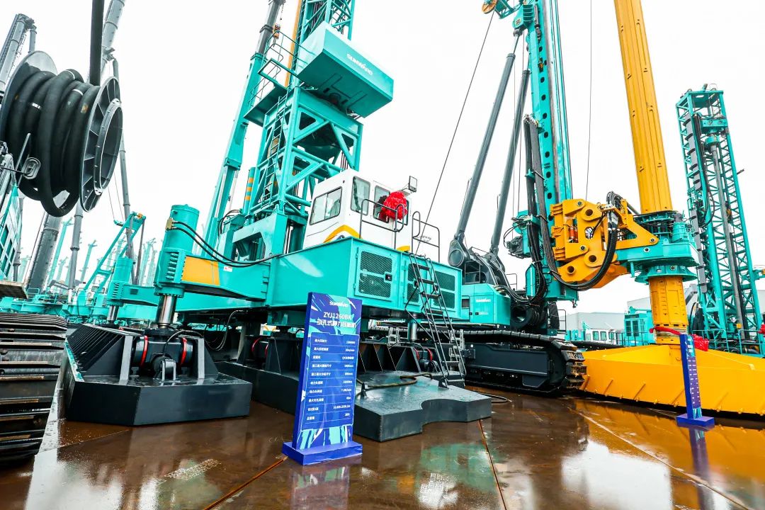 多款產(chǎn)品問(wèn)鼎世界之最！山河智能地下工程裝備全球發(fā)布會(huì)成功舉行