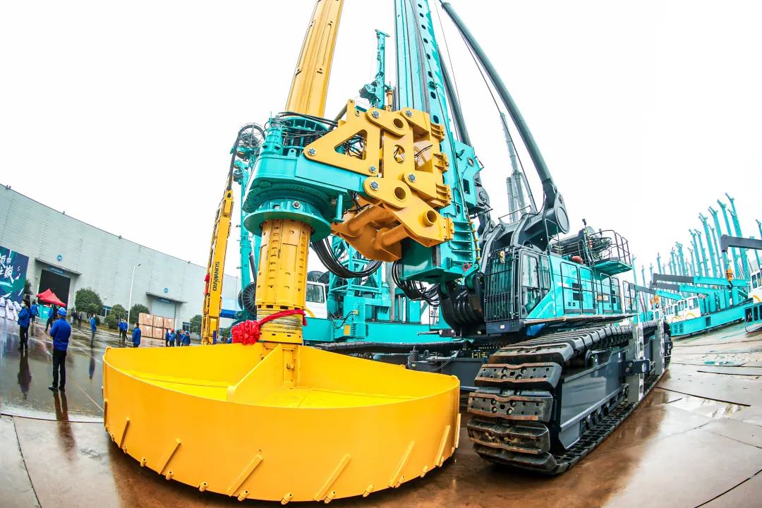 多款產(chǎn)品問(wèn)鼎世界之最！山河智能地下工程裝備全球發(fā)布會(huì)成功舉行