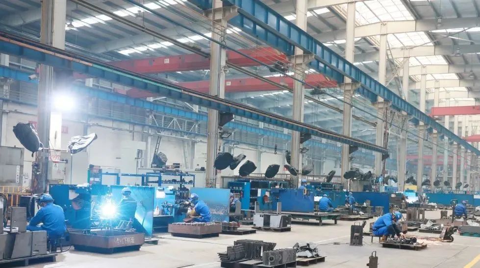 向著沖刺目標(biāo)全力以赴！山河智能正式開工