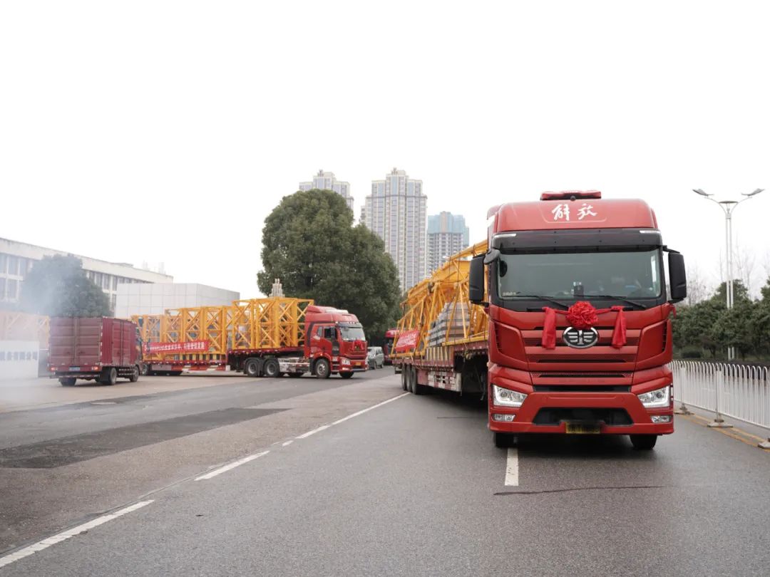 “虎”力全開！山河江麓開門紅發(fā)貨儀式隆重舉行