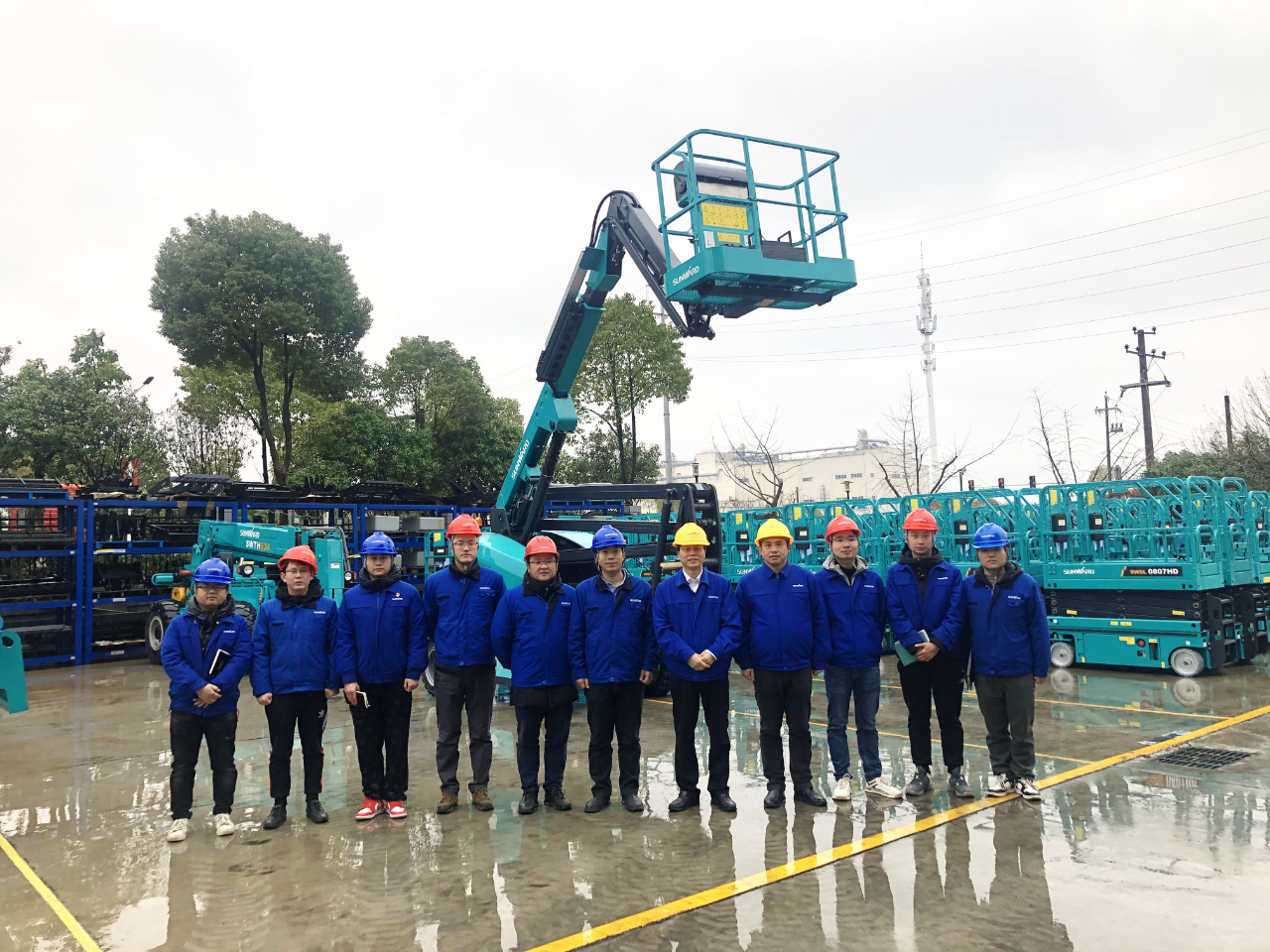 勇闖藍海！山河智能兩款臂式高空作業(yè)平臺正式“出道”