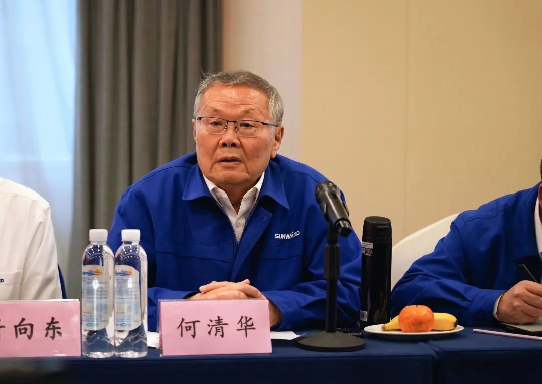 抱團(tuán)出海，攜手共贏！何清華帶隊(duì)赴湖南異地商會聯(lián)合會拜訪交流