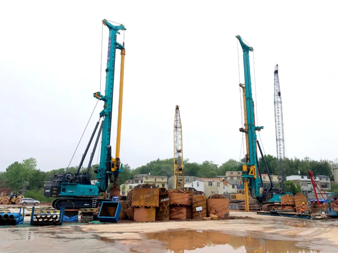 再啃“硬骨頭”！山河智能“超級樁備”助建燕磯長江大橋