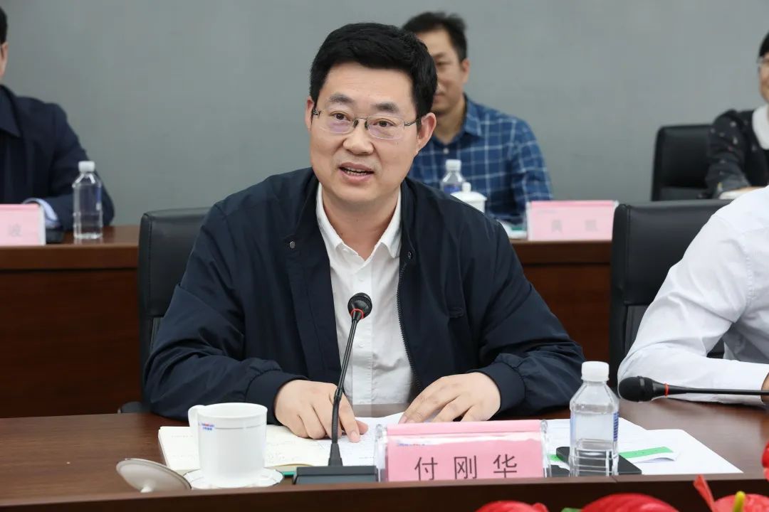 深化產(chǎn)學研合作！中南大學校長、中國工程院院士田紅旗率團拜訪山河智能