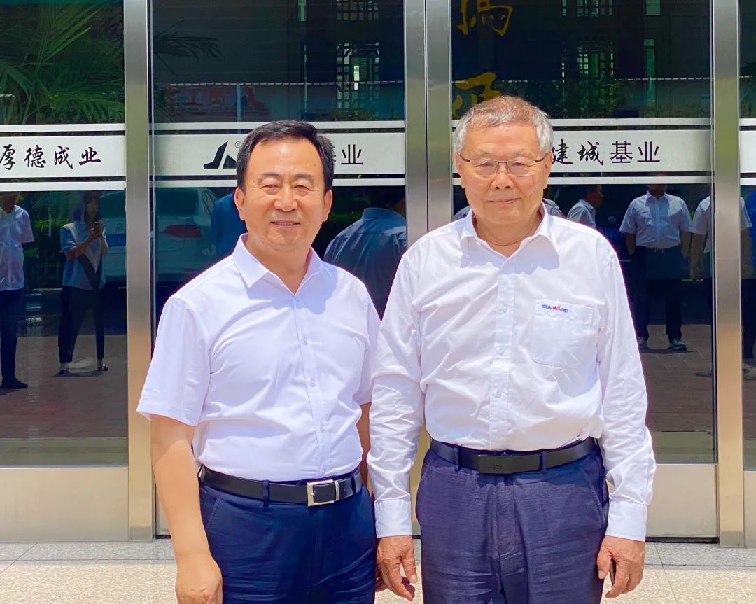 攜手共贏！何清華帶隊赴天津建城基業(yè)集團拜訪交流