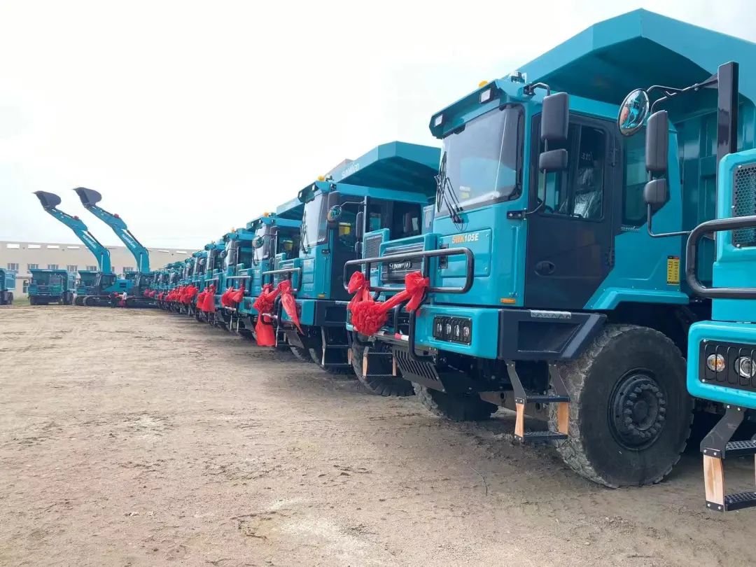 效率更高、實力更強！山河智能“礦山搭檔”批量交付