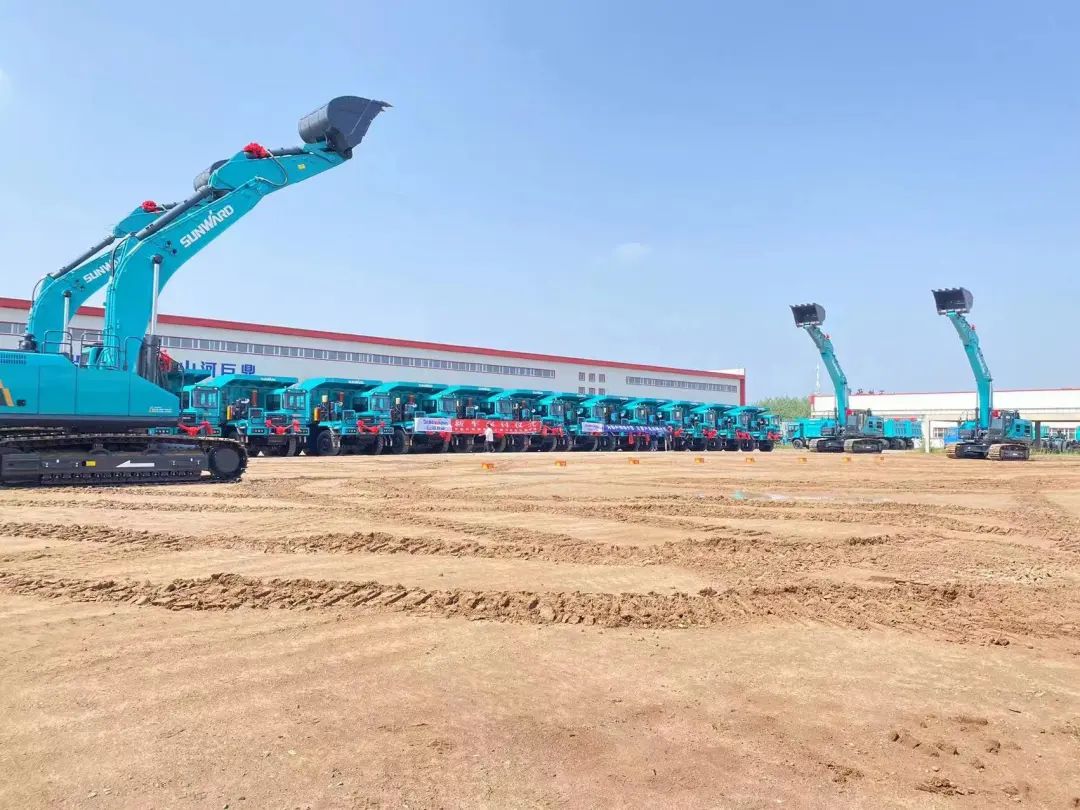 效率更高、實力更強！山河智能“礦山搭檔”批量交付