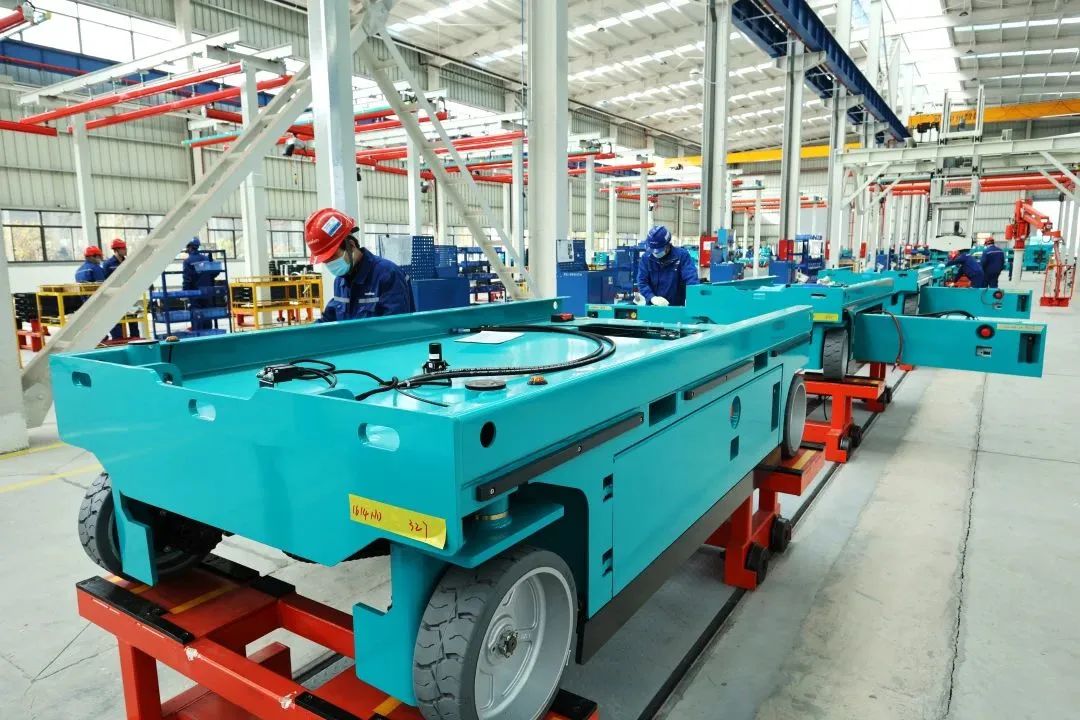 莫道君行早，更有早行人！山河智能癸卯兔年開工大吉