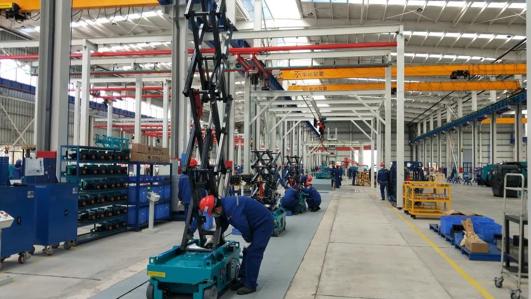 吹響復(fù)工“沖鋒號(hào)”，全力沖刺“開(kāi)門(mén)紅”！山河智能高空機(jī)械復(fù)工復(fù)產(chǎn)進(jìn)行時(shí)