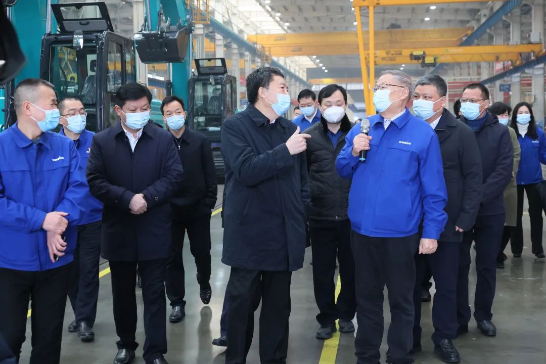 省政協(xié)主席毛萬(wàn)春調(diào)研山河智能