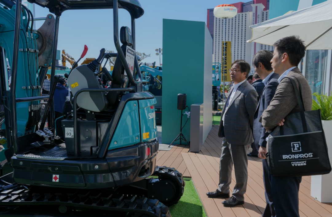 拉展直播 | 推動“中國制造”走向世界！山河智能2023美國拉展圓滿收官