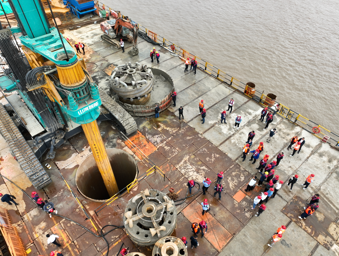 超級(jí)裝備助建超級(jí)工程！山河智能超級(jí)旋挖鉆機(jī)SWDM1280推介會(huì)成功舉辦