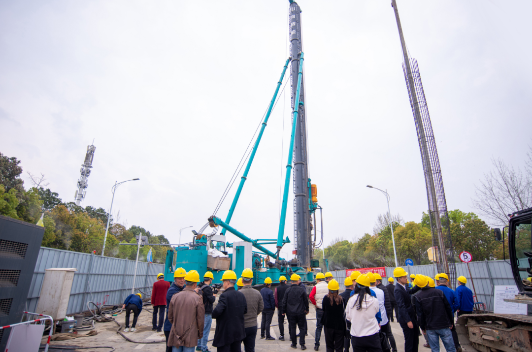 客戶站臺新品推介會！山河智能這些裝備產(chǎn)品再獲口碑認(rèn)定