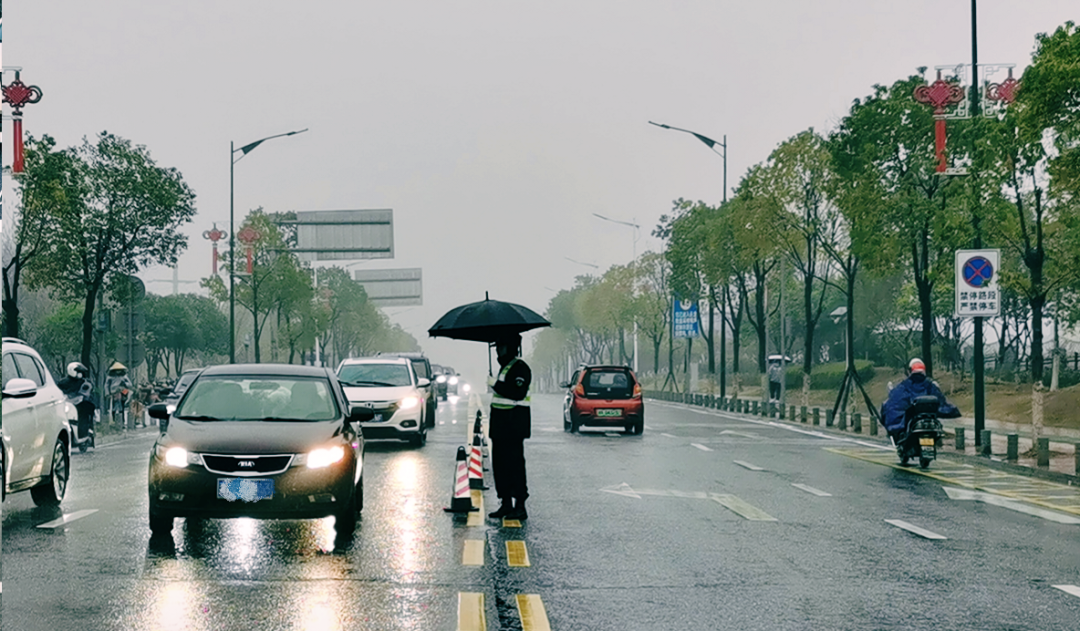 勞動光榮，創(chuàng)造偉大！記錄那些平凡且偉大的勞動瞬間