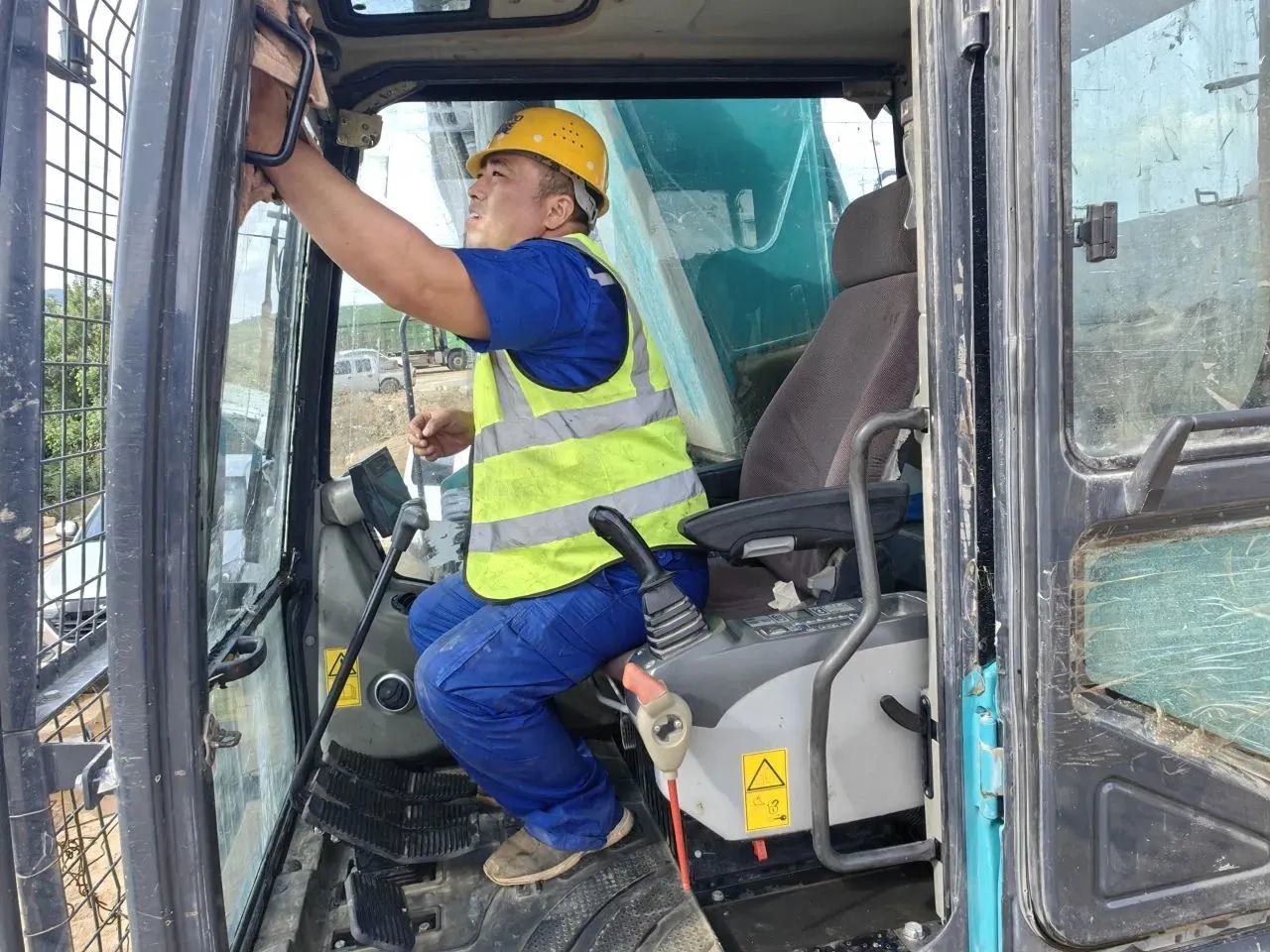 步履不停，服務不止！山河智能挖掘機服務萬里行火熱進行中