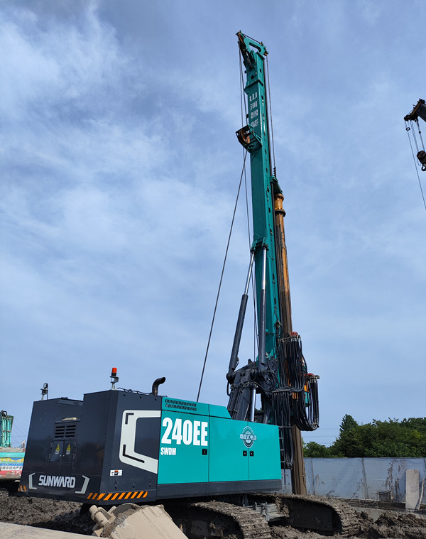 出道即巔峰！山河智能增程式電動(dòng)旋挖鉆機(jī)硬核給“利”