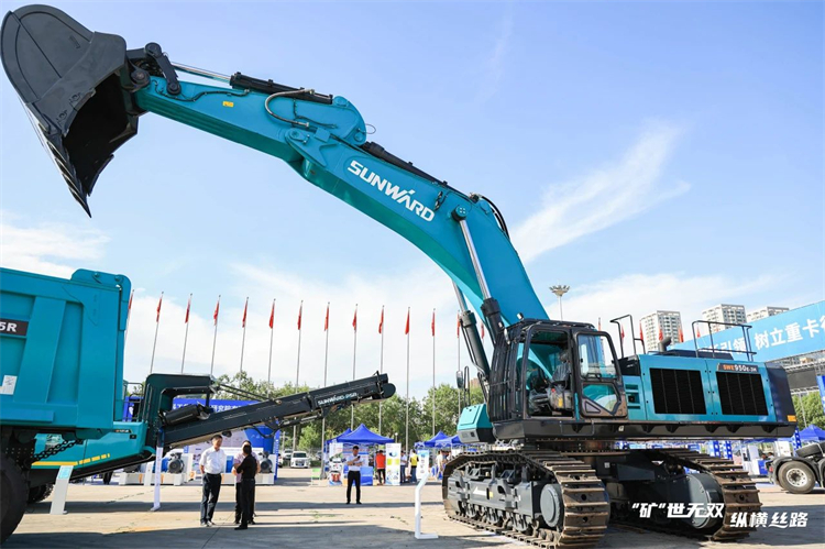 “礦”世無雙，縱橫絲路！山河智能亮相第十三屆新疆國際礦業(yè)與裝備博覽會