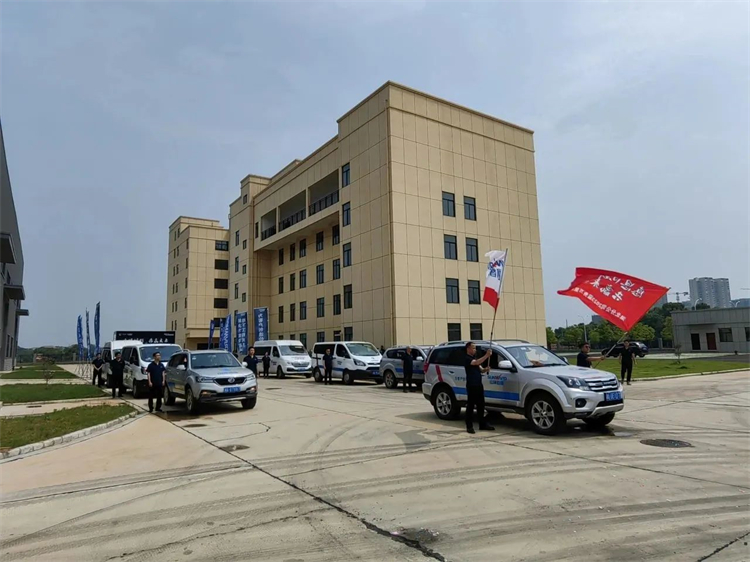 熱情似火，服務(wù)加碼！山河智能基礎(chǔ)裝備服務(wù)萬里行為您保駕護(hù)航