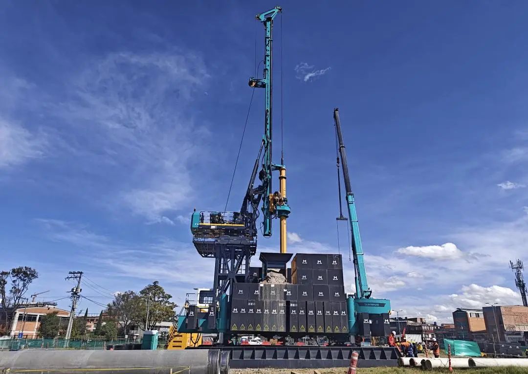 展現(xiàn)“中國(guó)制造”硬實(shí)力！山河智能PDP工法鉆機(jī)助建波哥大地鐵項(xiàng)目