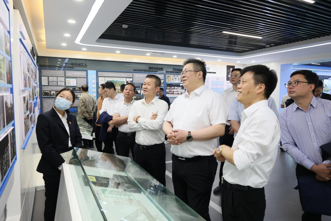 湖南鋼鐵集團(tuán)黨委書記、董事長李建宇到山河智能調(diào)研交流