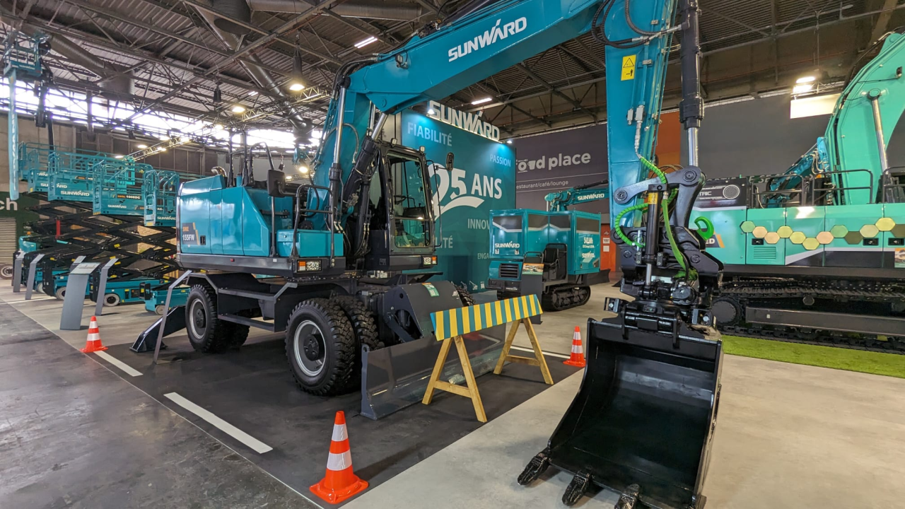 贏戰(zhàn)INTERMAT 2024！山河智能土方機(jī)械深耕全球高端市場(chǎng)