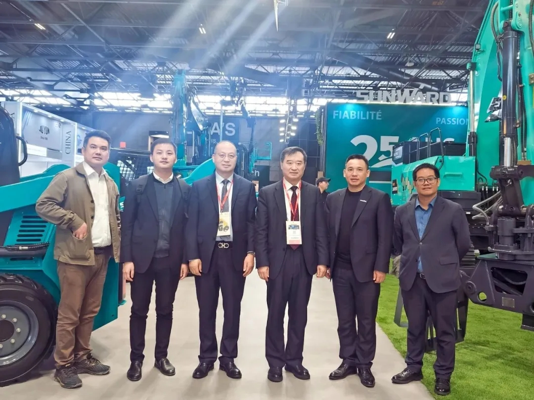 贏戰(zhàn)INTERMAT 2024！山河智能土方機(jī)械深耕全球高端市場(chǎng)